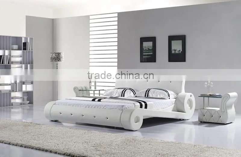 Luxury Arched Shape Black/White Leather Double Bed for Hotel