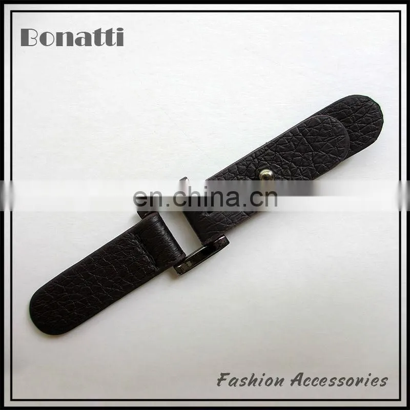 PU leather toggle button with rivets