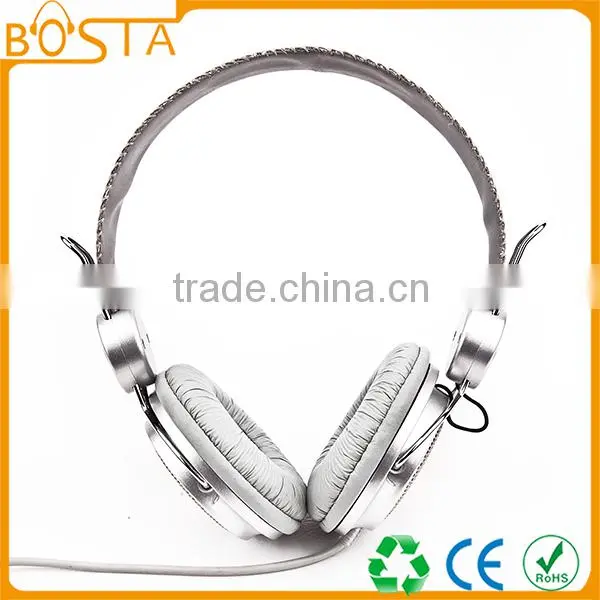 High tech fancy communication walkid talkie super bass coolest design silver headphones