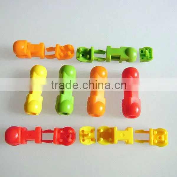Plastic rope snap fastener for garment
