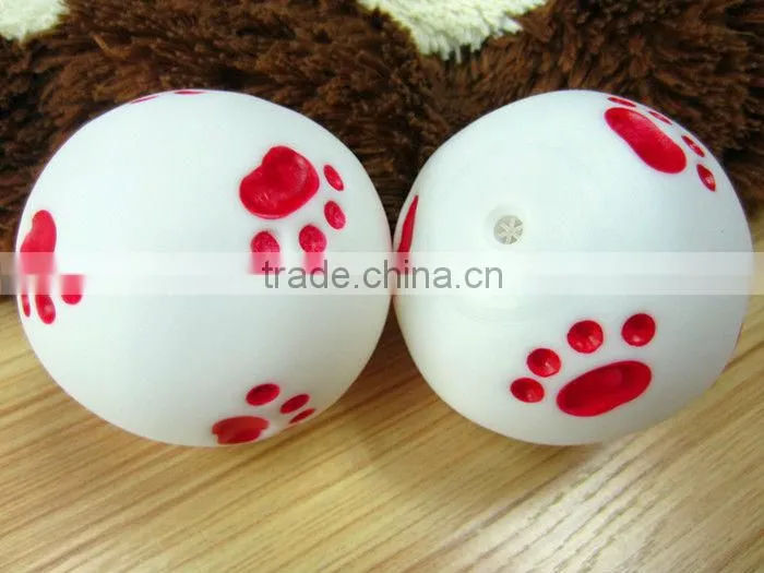 wholesale pet products--Everfriend 9.1cm white vinyl ball with red paw print