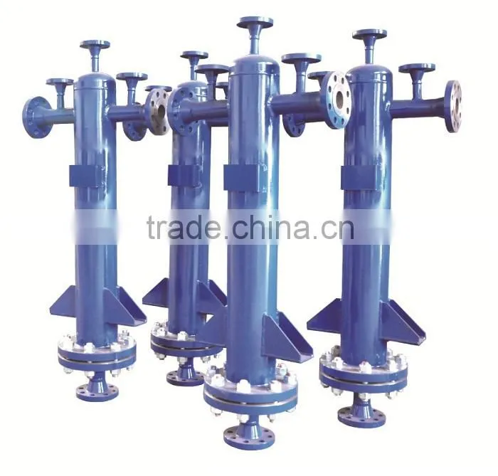 Compressed air filter with auto drain