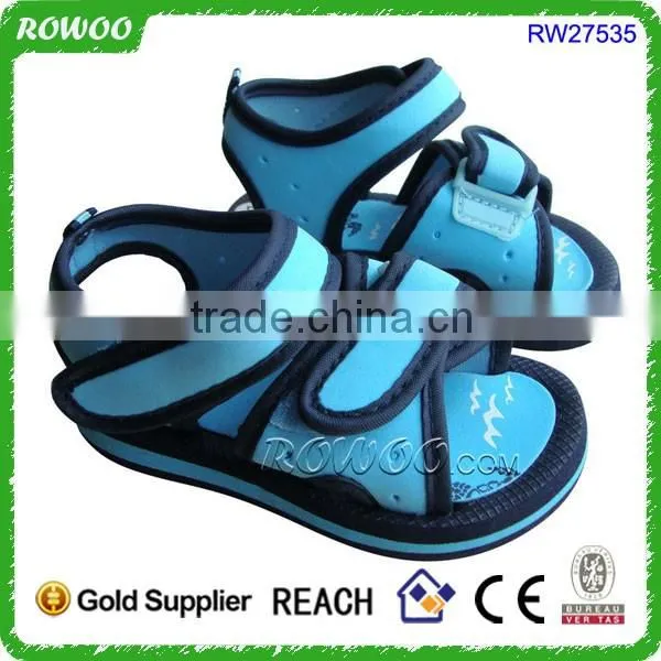 Good quality Summer children beach sandal with closed toe