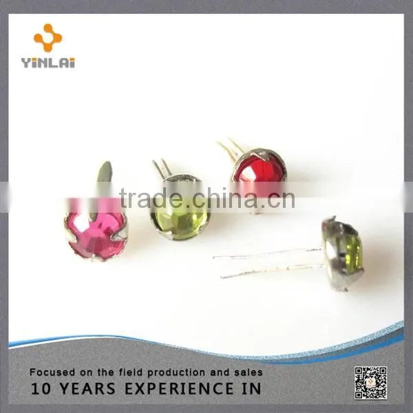 Mixed color round paper fastener brad