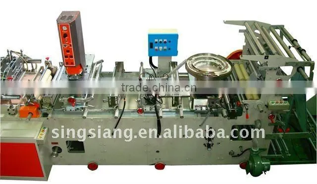 ZIPPER APPLICATOR AND HIGH SPEED SIDE SEALING MACHINE