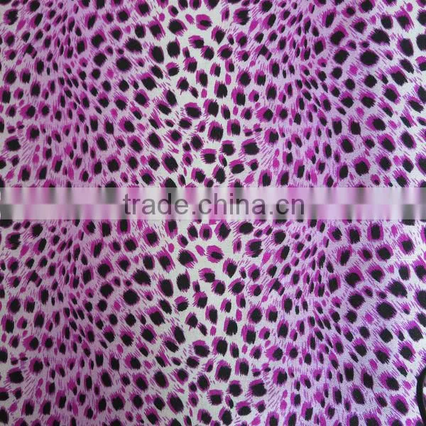 2014 Hot sell animal skin print rayon woven fabric for summer dress