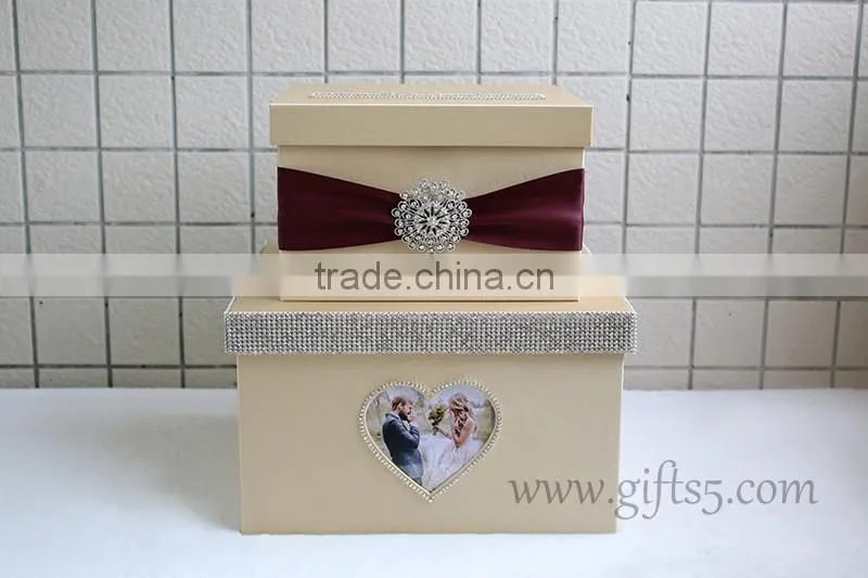 Elegant card boxes for weddings in handmade