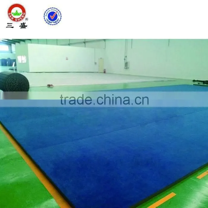 Gym rolling mat