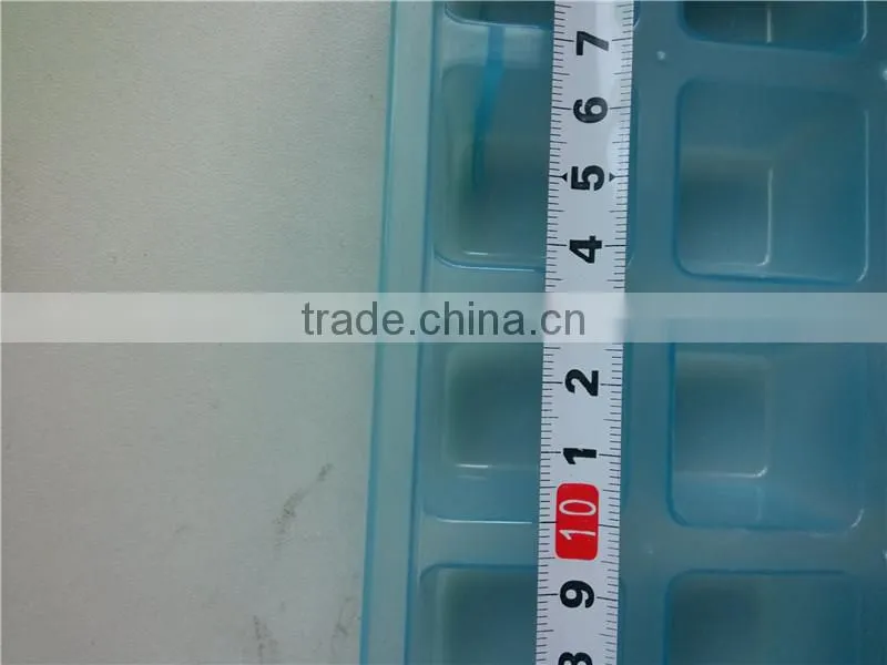 BPA-FREE PP material Ice Cube Tray