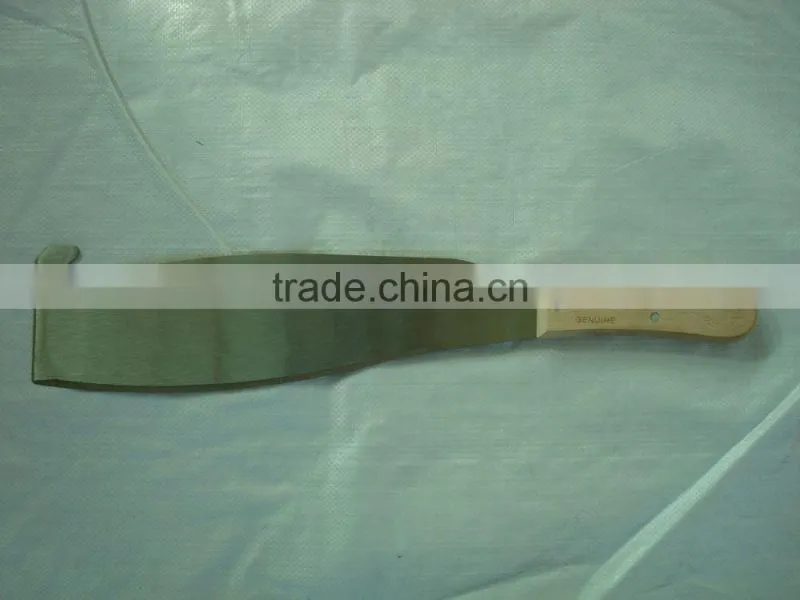 matchet with wood handle