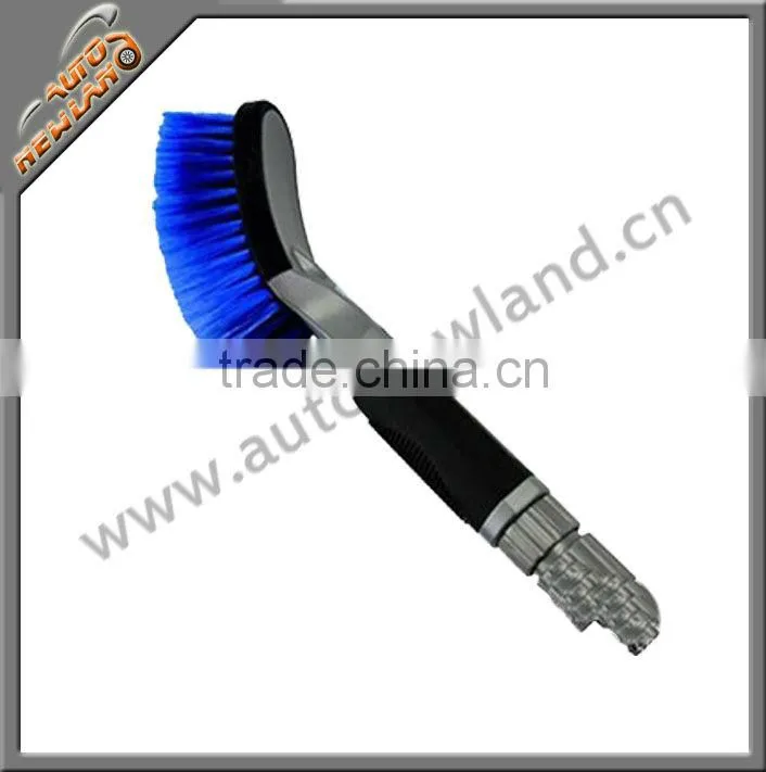 water flow through car brush;car dust brush car cleaning brush