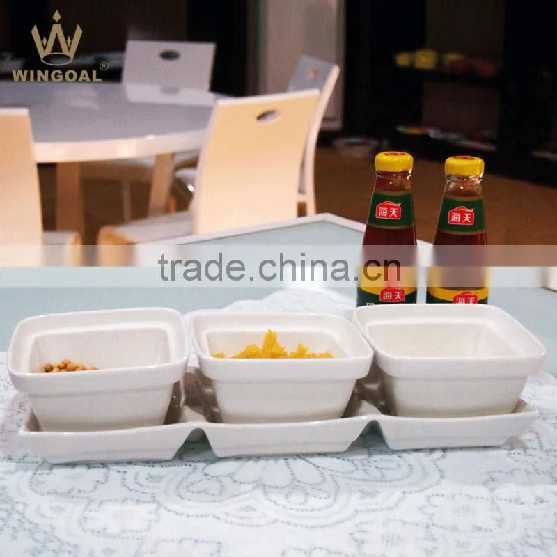 4 pieces porcelain serving ware