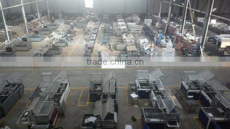 Rigid box automatic gluing machine