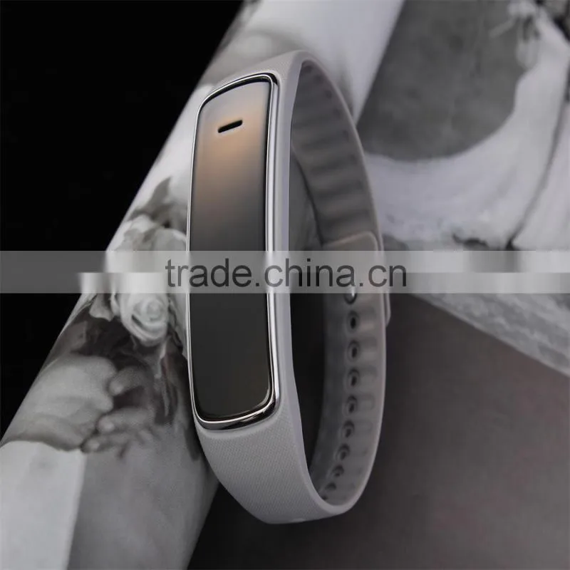 New waterproof bluetooth smart bracelet with anti-theft alarm and sleep management