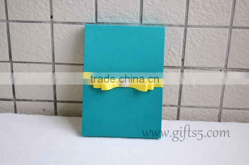 Handmade wedding invitations gift box with ribbon