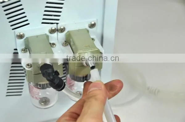 Portable microdermabrasion beauty apparatus
