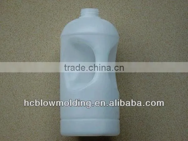 plastic shampoo bottle packaging
