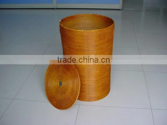 Linyi hotsale wicker trash can baskets with handle from manufacturer