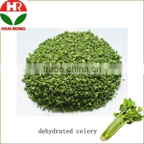 dehydrated garlic flakes