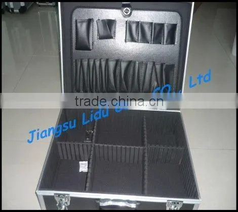 customized aluminum suitcase