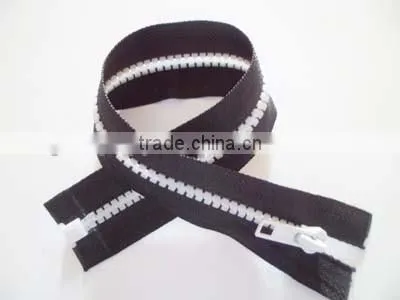 5# plastic resin YKK teeth zipper open end zipper new style zipper coate zipper