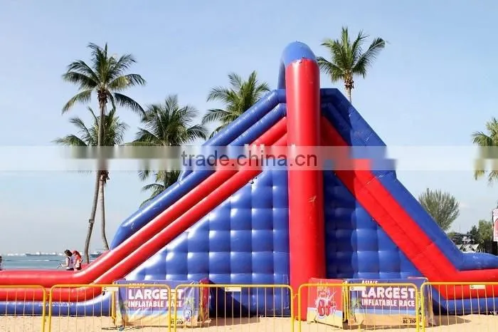 Outdoor red and blue giant adult inflatable obstacle course equipment