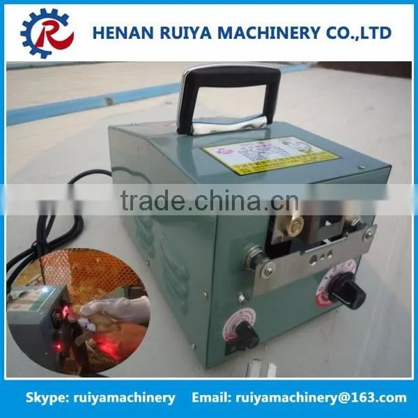 Automatic poultry debeaking machine for chicken /duck /goose