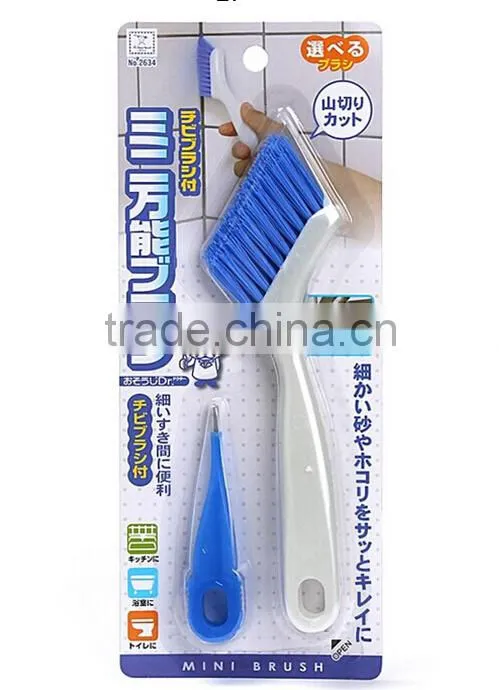 Plastic Slot Cleaning Brush With Scraper