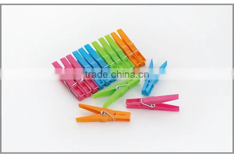 8.0*1.0CM Hot Wide Spread Colorful Plastic Pegs for Home Use