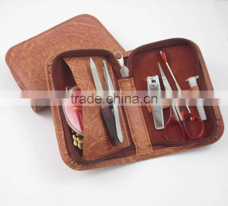 Portable Travel Sewing Kit