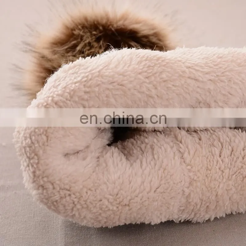 Crochet stripped hats cute eyes raccoon/fox fur pom pom hats