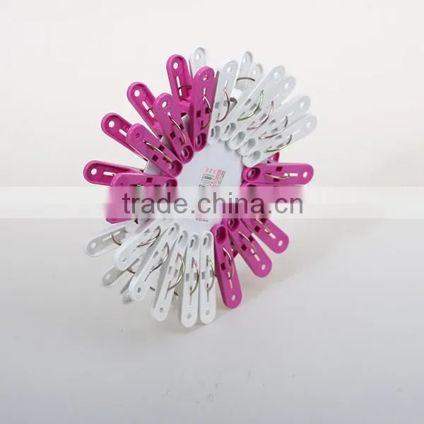 12pcs V design assorted plastic color clothes clips pegs