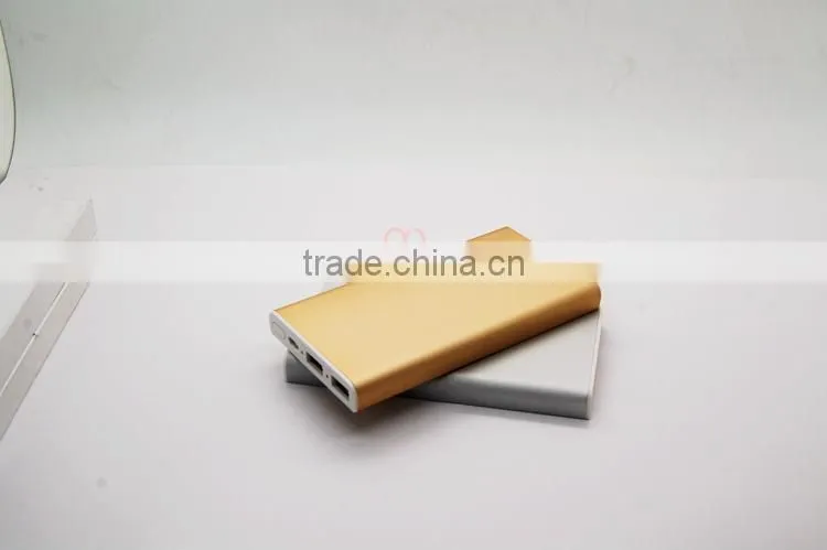 Manufactory power bank W008 aluminium alloy High quality polymer 5000mah power bank portable external battery charger for samsu