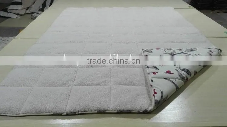 Import china products factory sale microfiber quilt, Lamb Fleece Comforter alibaba .de