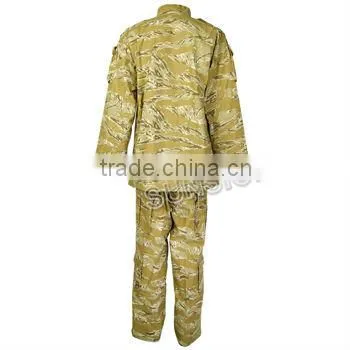 Military Uniform ACU Camouflage Uniform