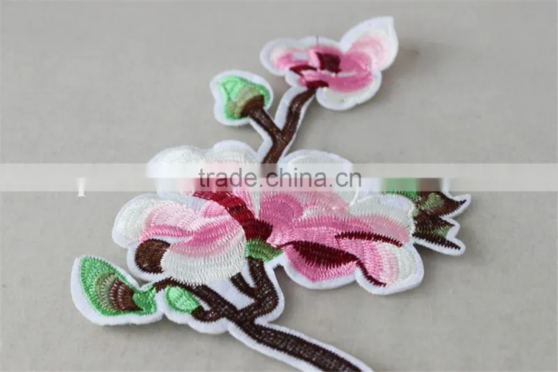 beautiful pink color wild peach flower embroidery patch fashion applique polyester logo patches for garment