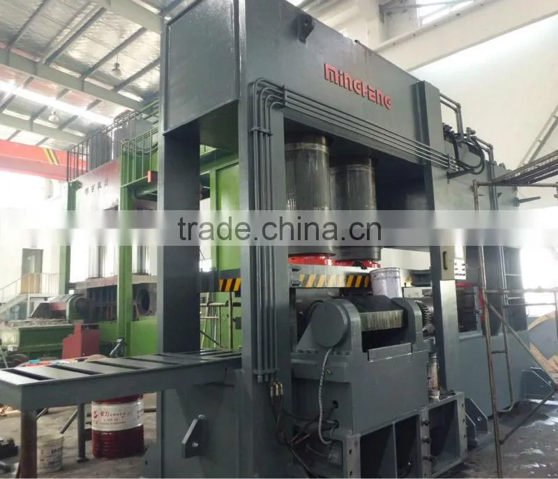 Elbow cold forming machine