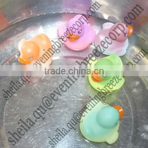 american white rubber bird ,rubber bird bath toy ,baby bird bath toy