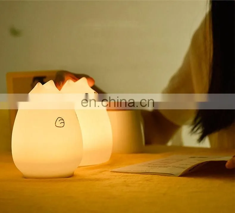 Hot selling fashion super cute cat night lamp carton night light silicone remote timer cute cat lamp