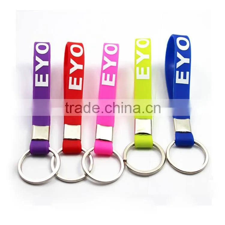 Customized silicone wristband keychains wholesale