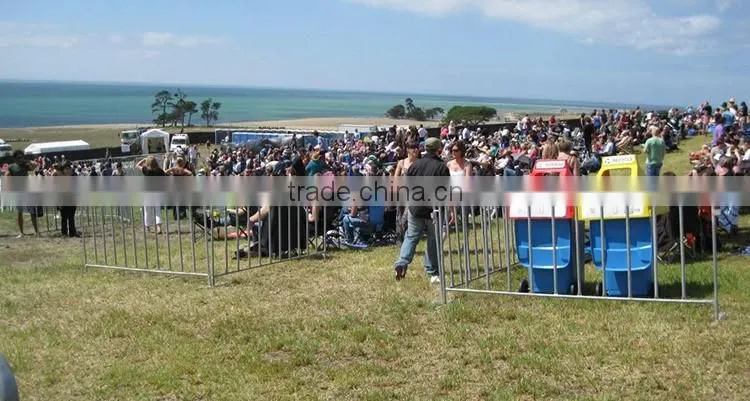 High safety road control crowd barriers