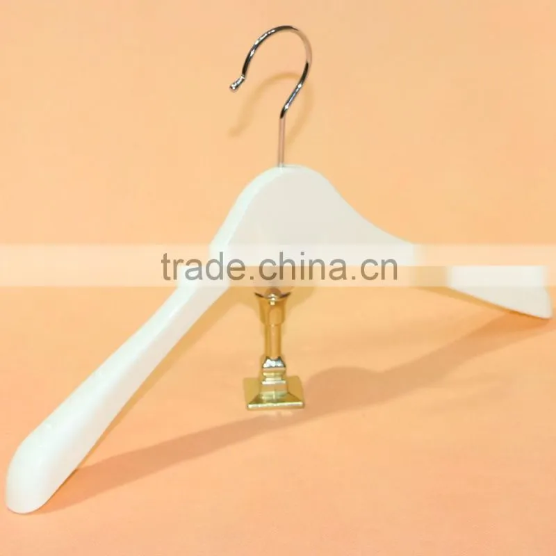 QD-A602 Wedding dress plastic hanger for clothes display