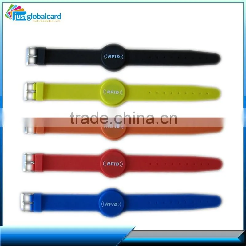 Adjutable rfid NFC silicone wristband factory price for sale