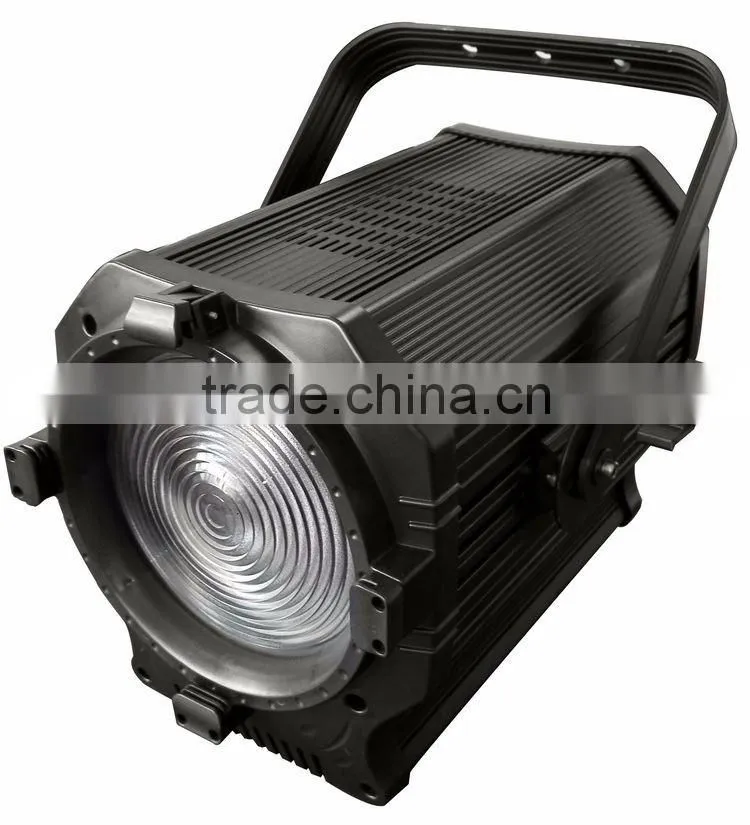 High Quality DMX Dimming Zoom CRI Ra 95 3200K Warm White 400W LED Studio Light Fresnel Spotlight For Video