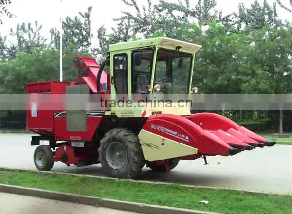 Factory direct sale Self-propelled Combine Corn Harvester