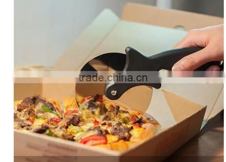 CY135 Stainless Steel Pizza Cutter Pizza Knife