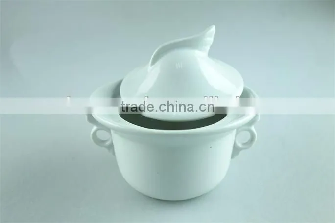 Mini ceramic casserole pot with lid, white ceramic small soup pot for cookware
