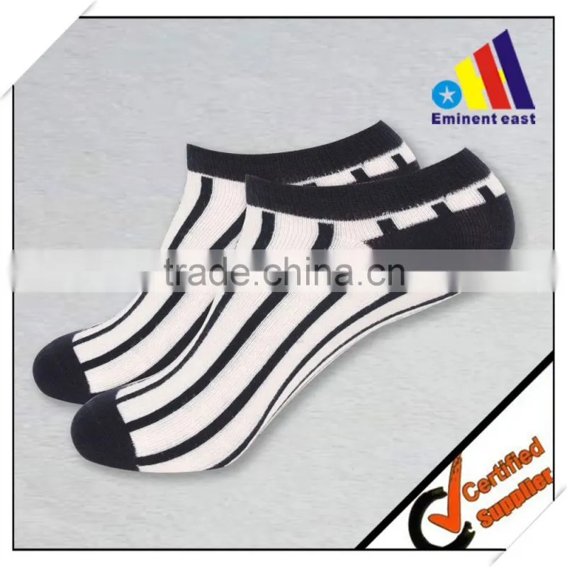 Houndstooth patteran jacquard couple ankle socks