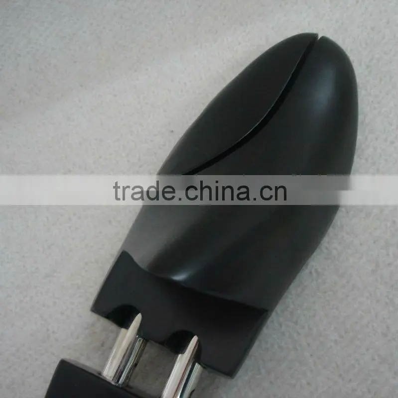WI9894 colored wooden shoes horn