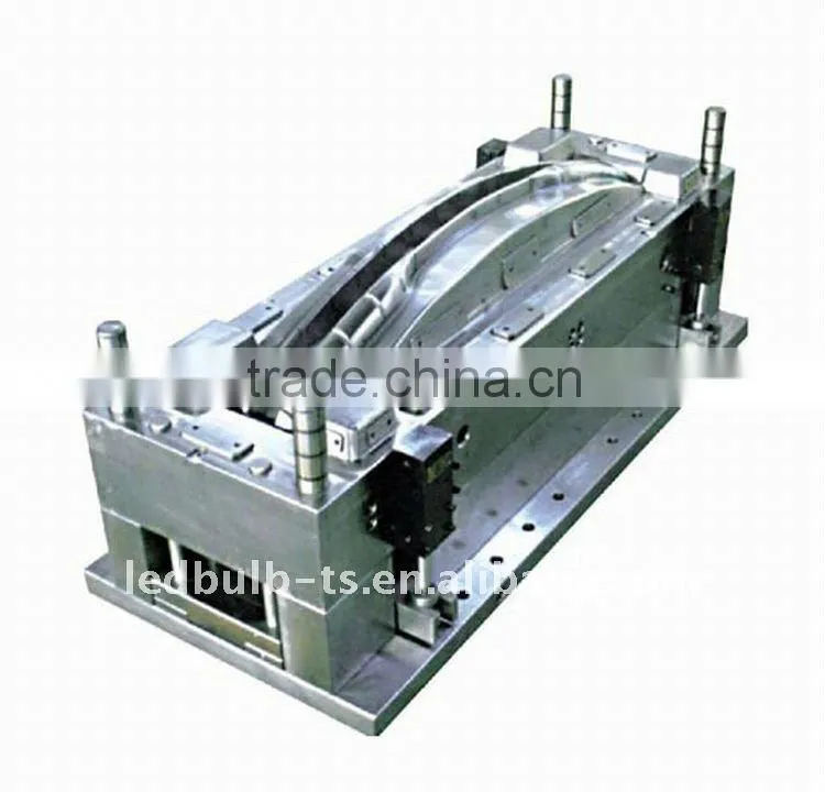 Car bumper injection mould 3